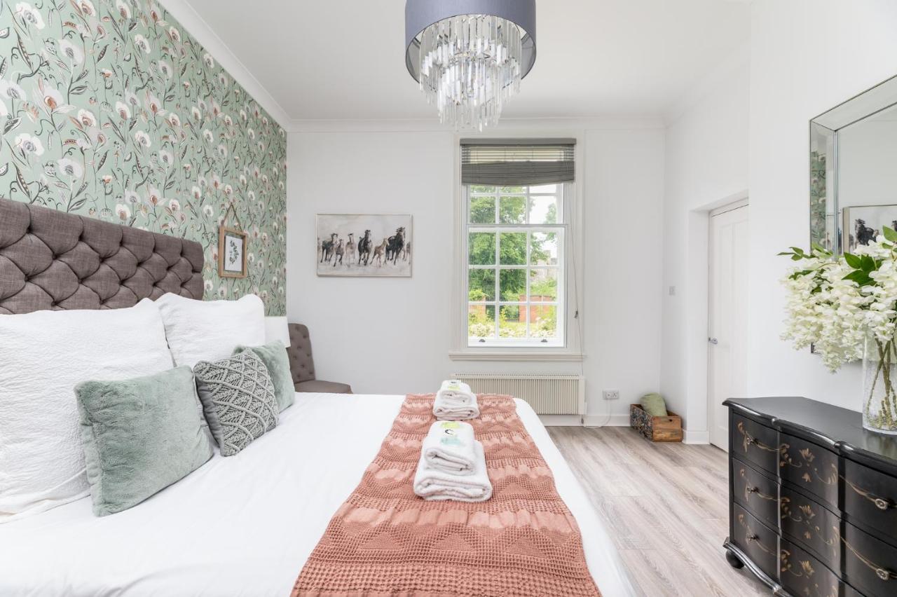 Spacious Apt In The Heart Of York I Pass The Keys Экстерьер фото